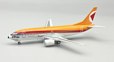 Boeing 737-317 CP Air
